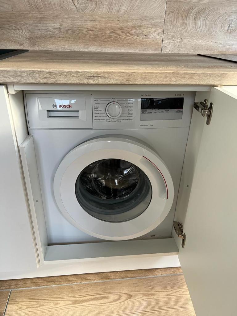 Appartement Coup De Coeur. St Etienne-Rochetaillee Saint-Etienne  Eksteriør bilde