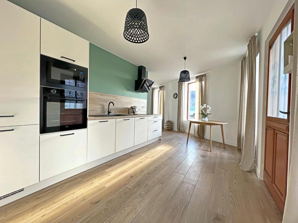 Appartement Coup De Coeur. St Etienne-Rochetaillee Saint-Etienne  Eksteriør bilde